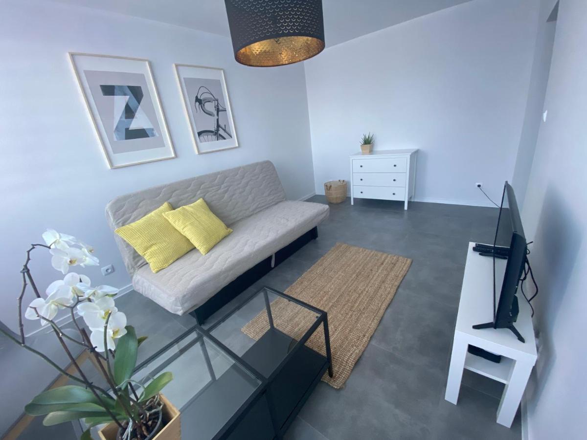 Apartament Os. Jasne 19B Дзержонюв Экстерьер фото